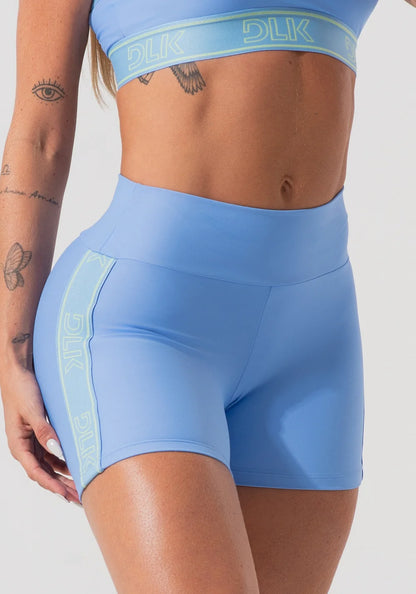 Women’s Fitness Set – Blue Activity Top with Back Mesh & Side-Elastic Shorts